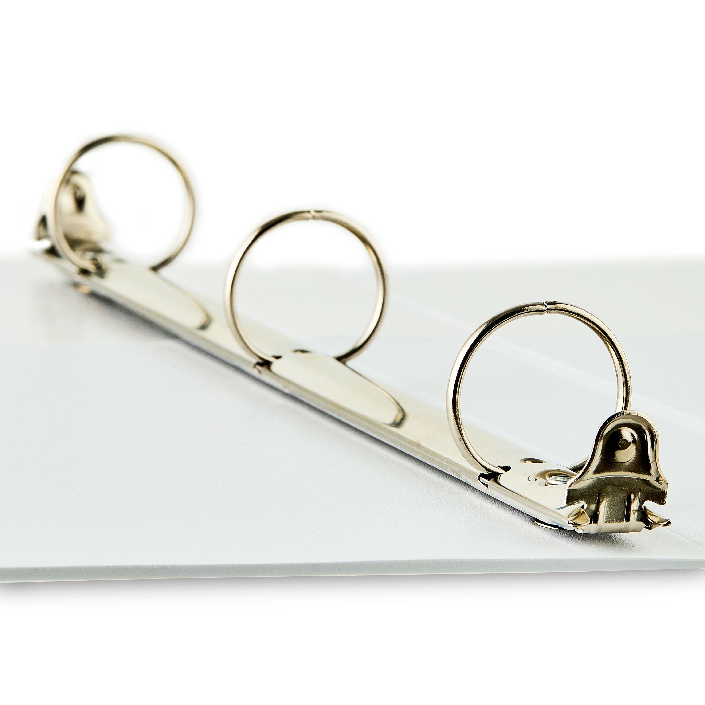 Pen+Gear 1" 3-Ring Standard Binder, White - Image 4