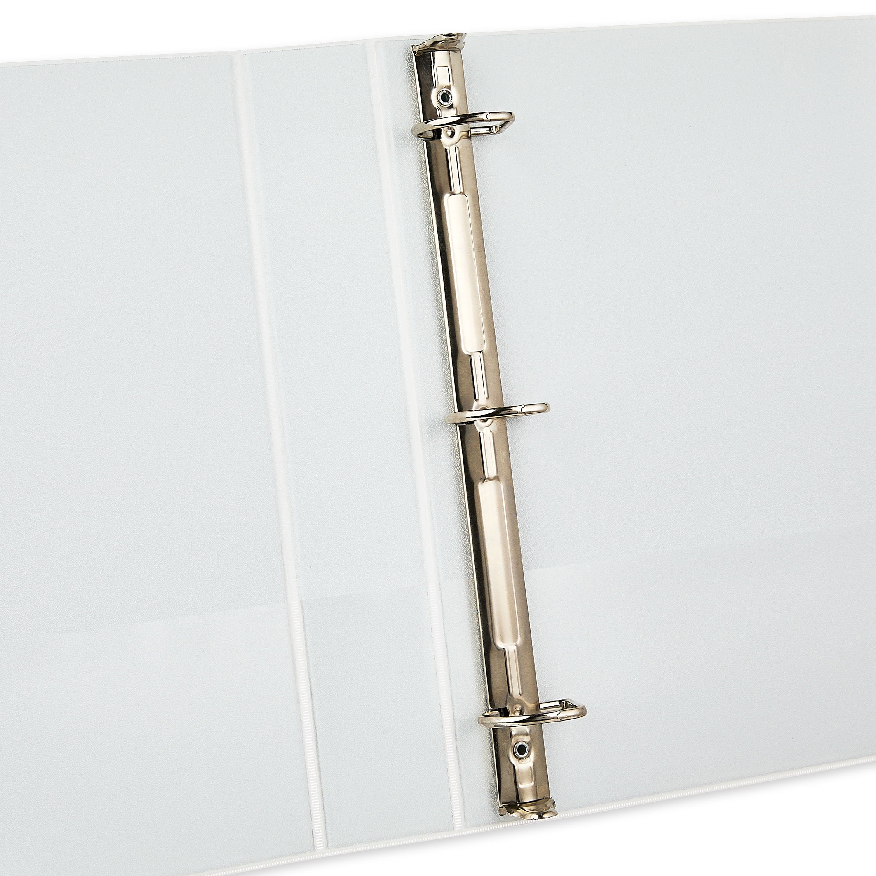 Durable View 1.5-inch D-Ring Binders, 4 Count, White - Image 4