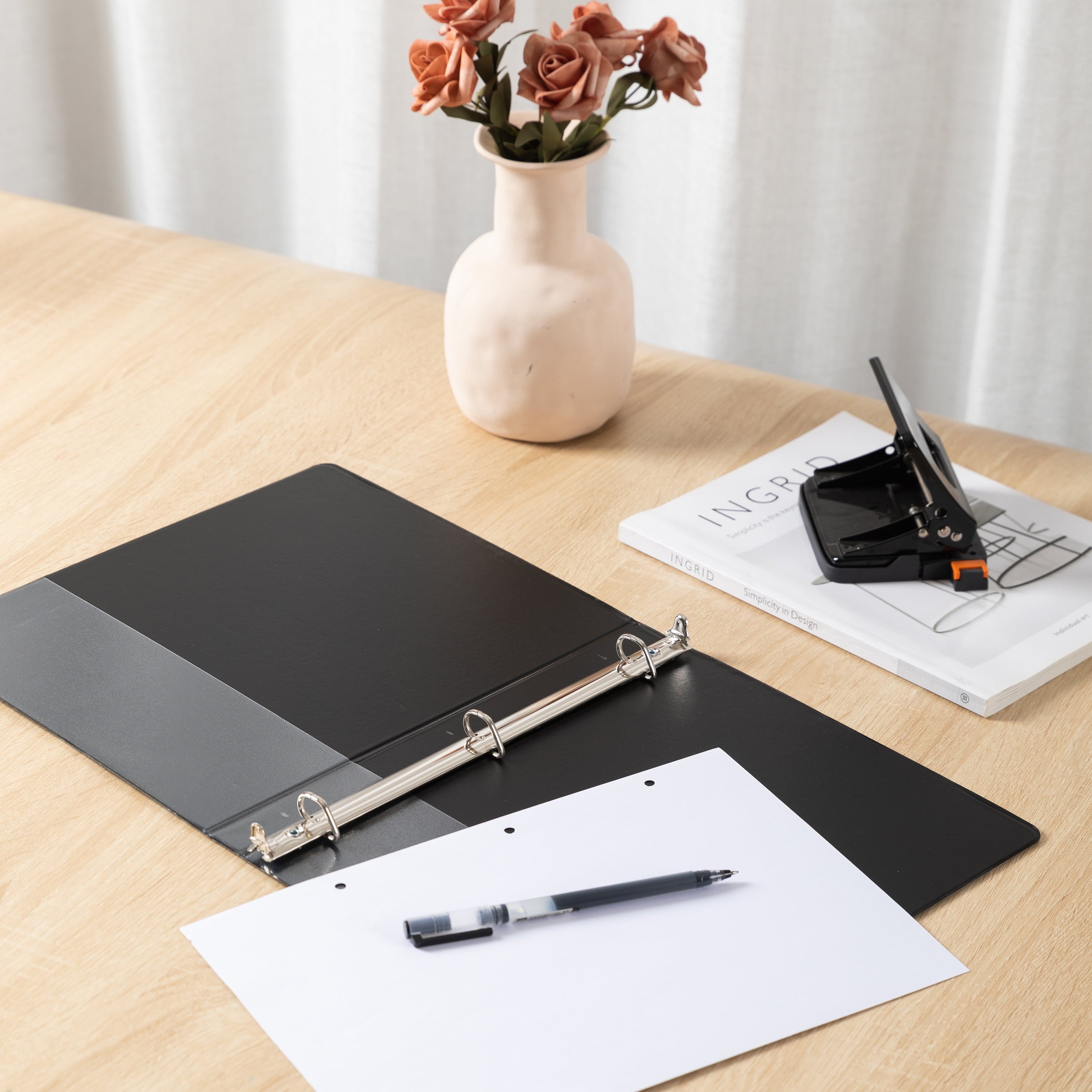 Pen Gear Durable View Binder, 1/2‑Inch D‑Ring, Black, 1‑Pack, 120‑Sheet Capacity - Image 3